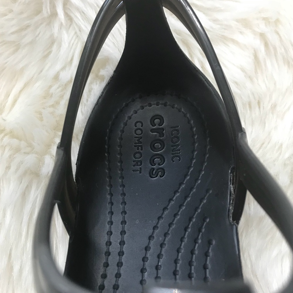 *SOLD*Crocs Sandals - Picture 3 of 8